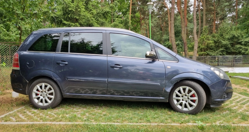 Opel Zafira cena 8300 przebieg: 286000, rok produkcji 2007 z Ząbki małe 191
